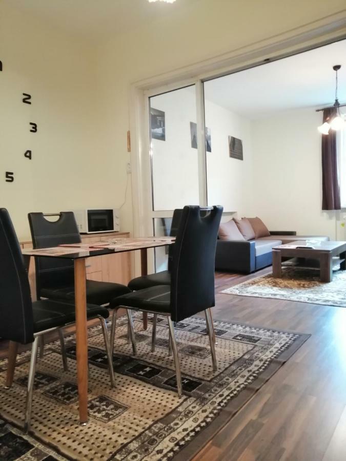 Central Academic Apartment Sofia Exteriör bild