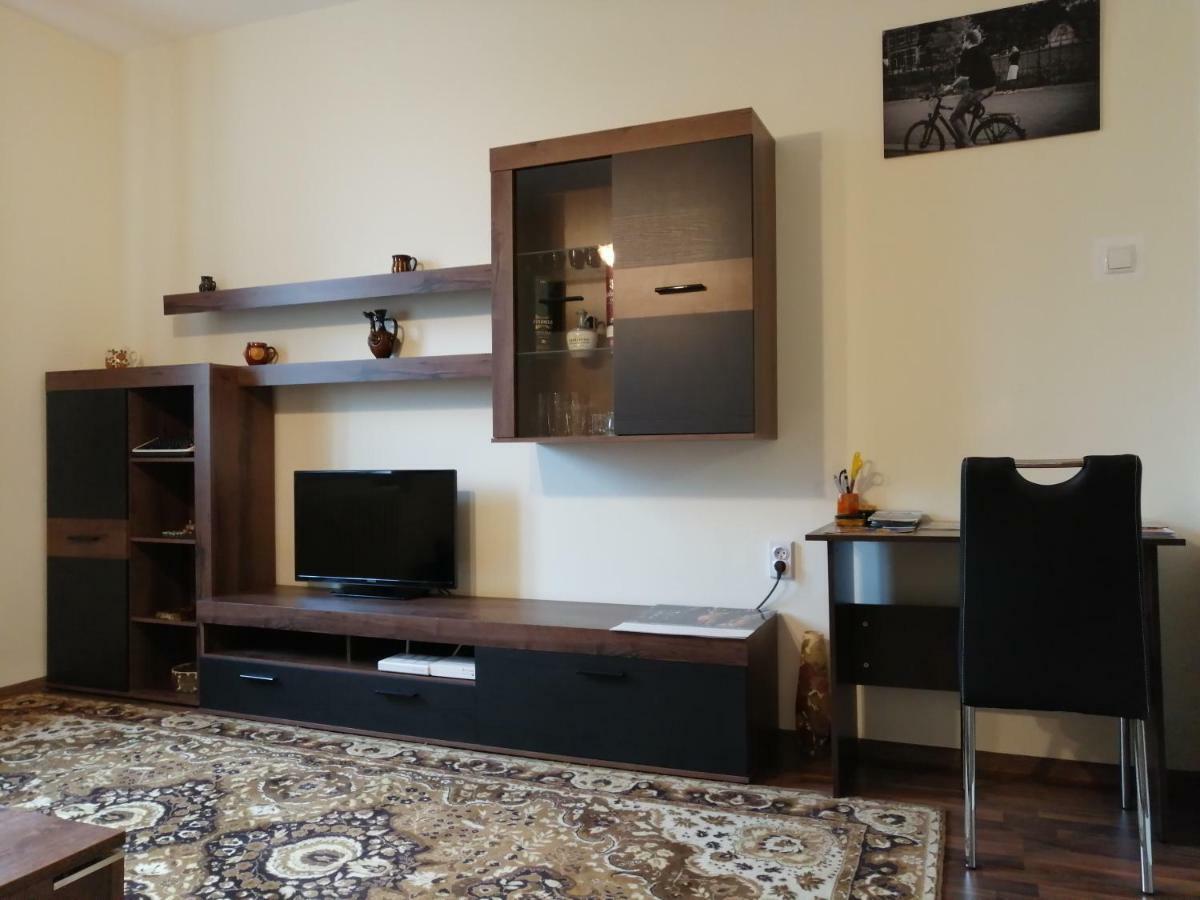 Central Academic Apartment Sofia Exteriör bild
